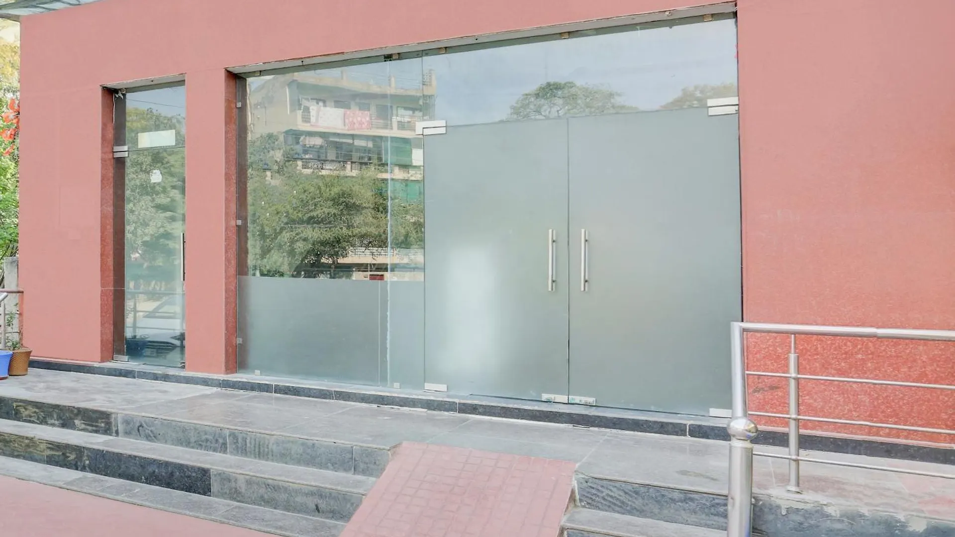 Super Townhouse Sector 4 Gurgaon Hotel 4*,
