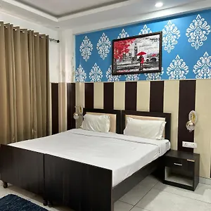 Tanvi Premium Residency-close To Artemis, Medanta & Fortis Hotel